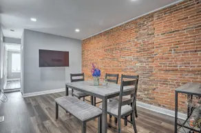 Baltimore Abode, Walk to Cross Street Market! - Image 2