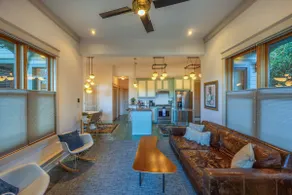 Roe Parker House - DT Hood River, Walk everywhere! - Image 3