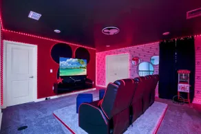 Luxury Incredible Themed Home best vacation - Image 3