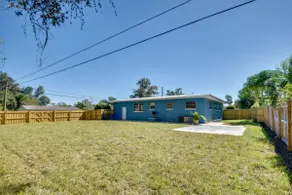 Vibrant Deland House Near Stetson University! - Image 3