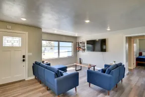 Vibrant Deland House Near Stetson University! - Image 4