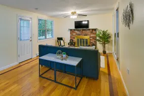 Boston Duplex w/ Foosball Table: 11 Mi to Downtown - Image 5