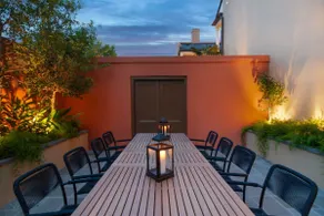 Elegant CBD Residence with Courtyard & Balcony - Image 3