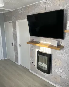 Chalet 91A South Shore Bridlington sleeps 4 - Image 3