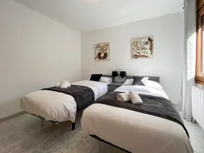 Large apartment in the village of Pal 8PAX+Parking - Image 5