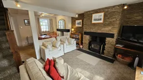 Hillside Cottage - Image 3