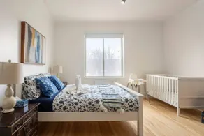 Find comfort in Chic style 3BR Downtown - Image 3