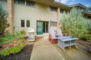 Lakeside Retreat in Dewittville w/ Pool Access! - Image 3
