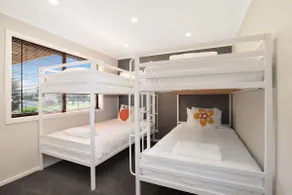 Bella Vista - Mansfield - Sleeps 8 - Image 4