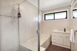 Bella Vista - Mansfield - Sleeps 8 - Image 5