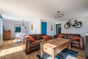 Flore's Cottage - Image 2