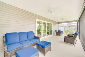 Pool Access & Screened Patio: Home in The Villages - Image 2