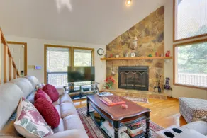 West Virginia Home w/ Deck on Golf Course - Image 5