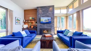 Tranquil Oasis, 3 King beds, Hot tub, Games rooms - Image 2