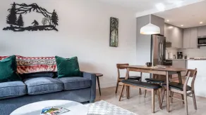Pet Friendly plus hot tub | Wildflower Retreat - Image 2