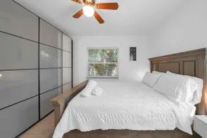 Biscayne Shore-Stylish 3BR Tropical Family Retreat - Image 5