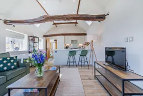 Dairy Barn - fabulous views and hot tub - Image 5