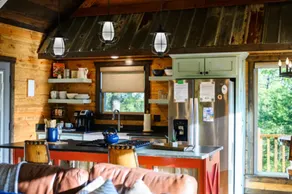 ”Timber Top”Hot tub, luxury cabin perfect for two - Image 3