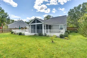 13 Mi to Annapolis: Dog-friendly Home w/ Fire Pit! - Image 2