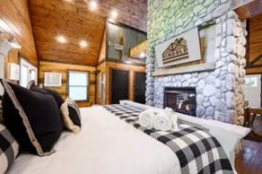 Two Hearts. Three Fireplaces. Pure Luxury. - Image 2