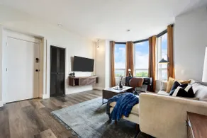 Grandview Ave - King Bed - Spectacular Views! - Image 3