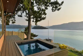 Island Luxury Oceanside Estate by EMR Vacation Rentals - Image 2