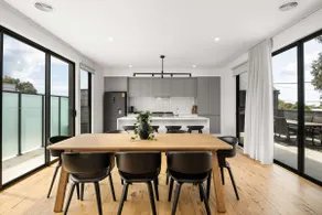 Coastal Elegance, Torquay - Image 3