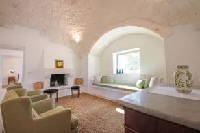 TD Trulli Lorusso Design Luxury Trulli with Pool - Image 4