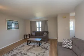 Charming Beaverdale Duplex (North Unit) - Image 3
