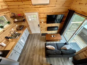 The Dragonfly - Tiny Mountaintop Cabin w/ Hot tub - Image 4