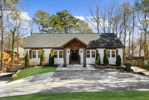 Family Home near Coolray Stadium! - Image 2