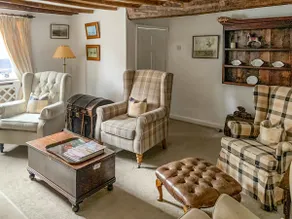 Toad Hall - Image 4