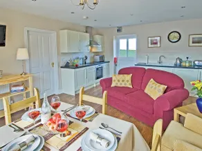 Lapwing Cottage - E5028 - Image 2