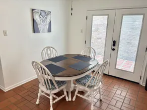 Villa Navidad ~ Aggieland Vacation Rentals (Navidad, Texas) - Image 3