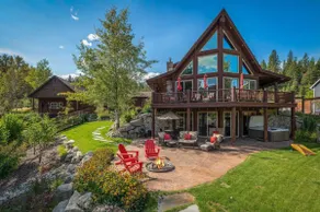 Waterfront Log Home, Dock, Hot Tub, and Pickleball - Image 5