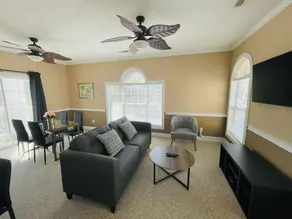Best Location 1BD condo in the center of MB,pool - Image 3