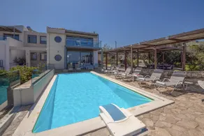 Appartamento accogliente e familiare con piscina privata, griglia e giardino | Vista sul giardino | Sono ammessi animali domestici - Image 3