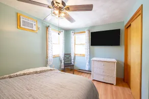 Family Home · Sun-Room · 5 min to Colgate - Image 2