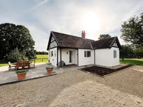 Dell View by The Suffolk Cottage Collection - Image 2