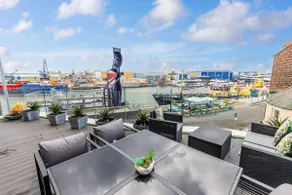 Harbours Edge - Front-Line Harbour Views - Image 2