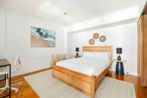 Stylish Inner City 2-Bed Unit by Fig Lane Park - Image 4
