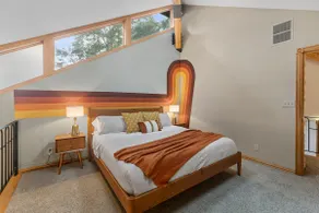 That 70s Packer House - Image 3