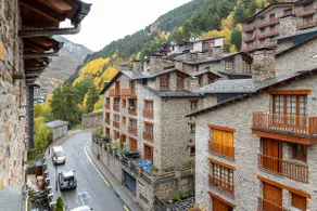 Near Tibetan Bridge – Triplex Unobstructed View - Image 3