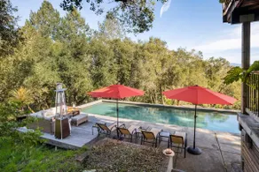 Wine Country Estate: Pool, Spa & Vineyard Views - Image 5