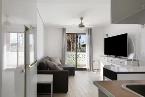 Appartement de vacances avec piscine et terrasse - Image 4