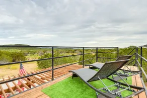 Remote Strawn Container Home w/ Hot Tub! - Image 2