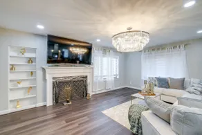 Silver Springs Home: Walk to Downtown! - Image 4