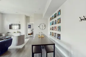 Downtown West End Nashville Retreat Near Broadway - Image 5