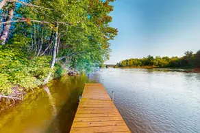 Modern Dog-Friendly Cabin with River Views - Image 3