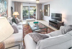 Charming 2-Bedroom Apartment in San Pedro Near the - Image 3